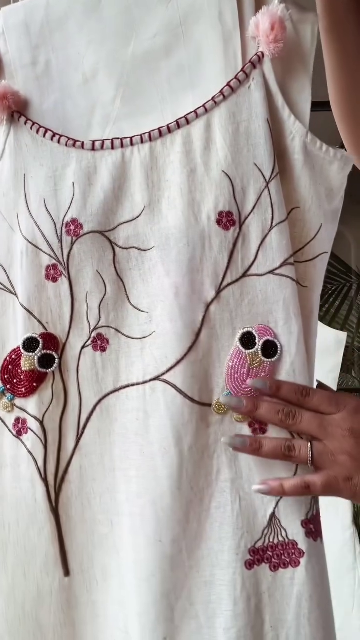 Chic Ivory Hand-Embroidered Kurta